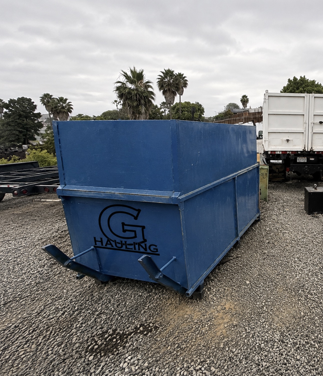 8Yard Dumpster for rent